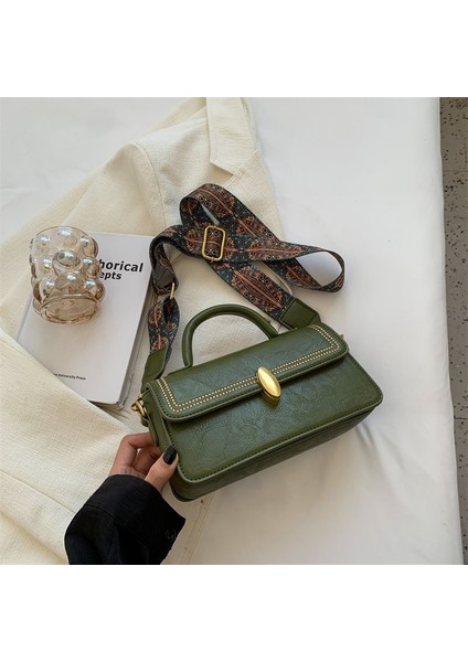 Retro Küçük Çanta Sonbahar ve Kış Yeni Kadın Çantaları Popüler (Yurt Dışından)