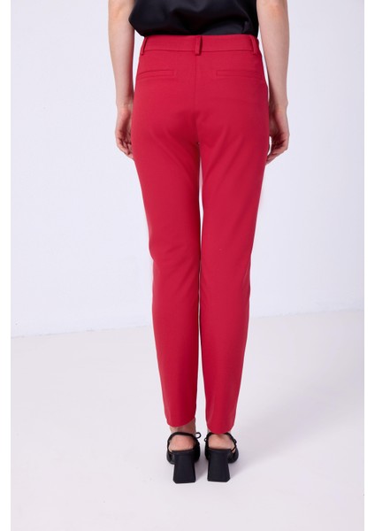 Orta Belli Dar Kesim Kırmızı Pantolon fırsatları