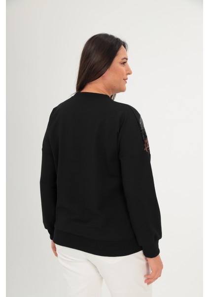 Büyük Beden V Leopar Garnili Payet Detaylı Siyah Pamuklu Sweatshirt modelleri