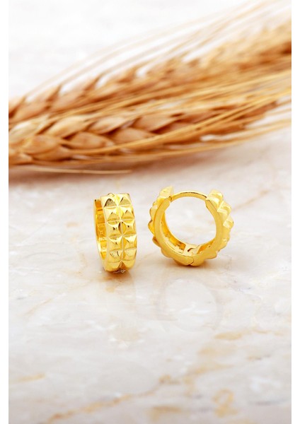 13 mm Piramit Altın Kaplama Gümüş Halka Küpe 7150