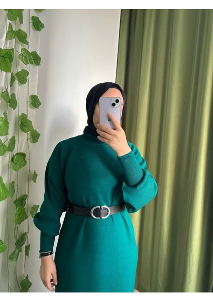 Kadın Dik Yaka Uzun Triko Elbise