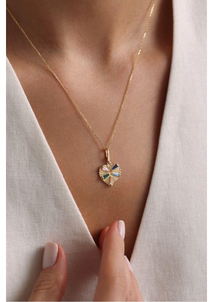 Heritage Mix Taşlı Kalp Kilitli Charm Kolye Ucu fırsatları