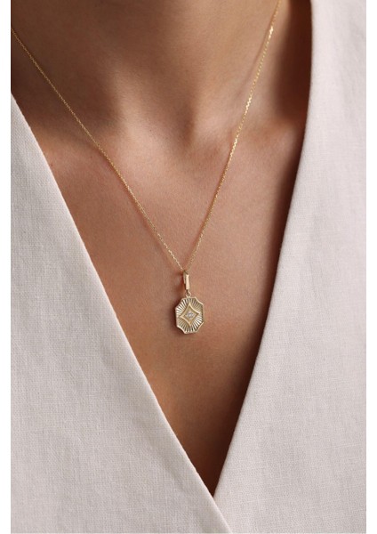 Heritage Taşlı Mekik Frame Charm Kolye Ucu fiyatları