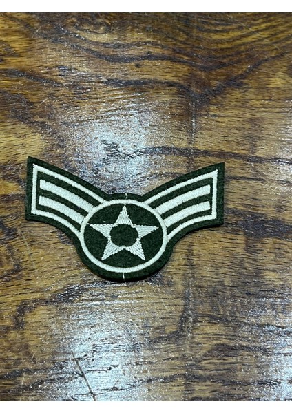 Ütü Ile Yapışan Haki Renk Yıldızlı Omuz Apolet Arma Dikiş Aksesuarı 8x3 cm fiyatları