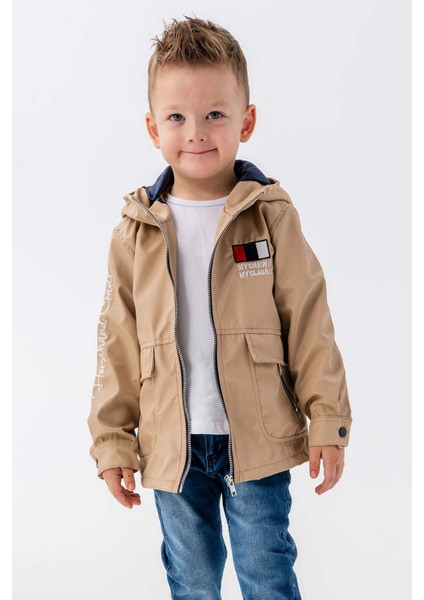 Kapüşonlu Fermuarlı Nakış Süslemeli Su Geçirmez Erkek Çocuk Ceket modelleri