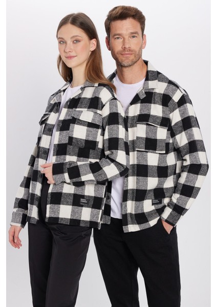 Unisex Relax Fit Rahat Kesim Oduncu Apaş Yaka Çift Cep Kapaklı Kareli Kışlık Gömlek