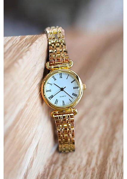 Yuvarlak Kasa Şıklığınıza Şıklık Katıcak Premium Kasa Retro Kadın Kol Saati modelleri