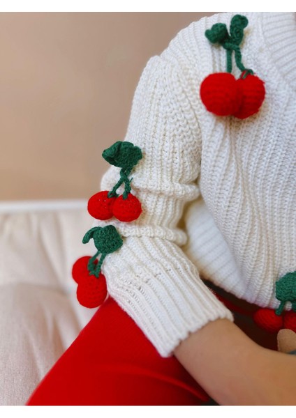 Kiraz Işleme Detaylı Triko 2 Li Takım modelleri