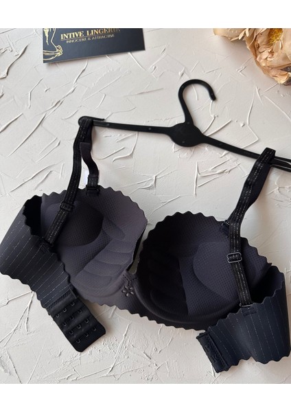 Jennie Ithal Lazer Kesim Dikişsiz Parlak Ipli El Kaplı Push-Up Sütyen -FK1204 fırsatları