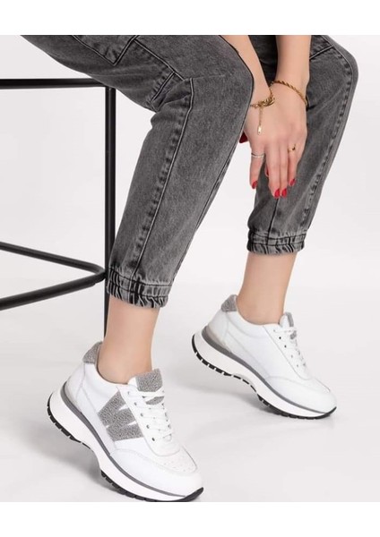 hakikiderikadınsporayakkabısneaker fırsatları