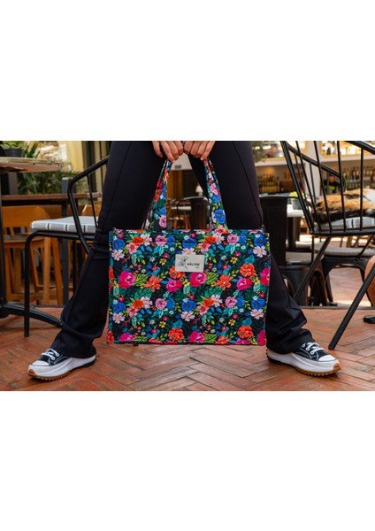 Dark Garden Tote Bag modelleri