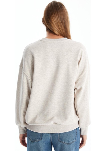 Lcw Vision Bisiklet Yaka Baskılı Oversize Kadın Kalın Sweatshirt fırsatları