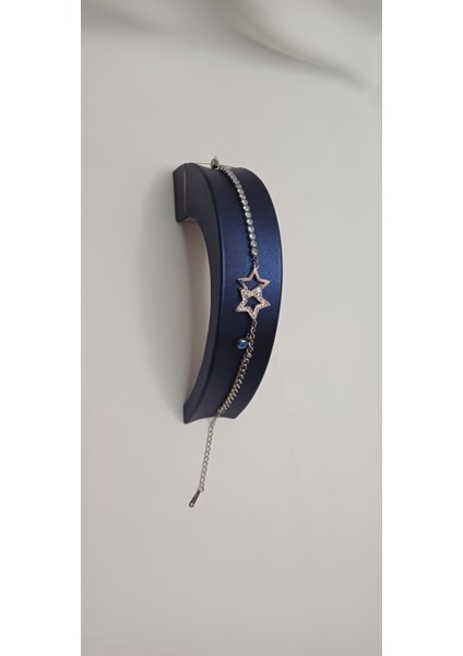 Çelik Bileklik Yıldız Figürlü Taşlı ve Zincirli Kadın