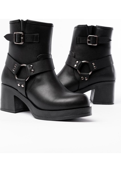Siyah Toka Aksesuarlı Fermuarlı Kalın Topuklu Günlük Kadın Bot Bayan BOT5109-30