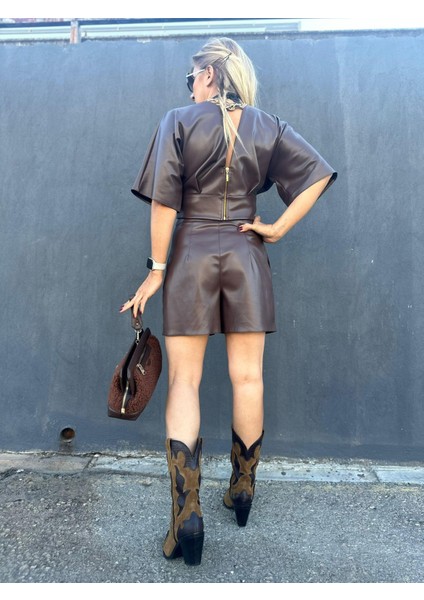 EXP18473 Vegan Deri Bluz fırsatları