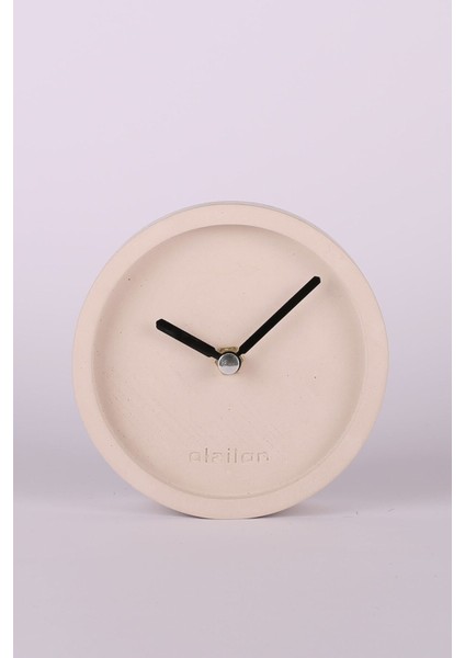 Şık Bej Metal Beton Masa Saati ile zamanı stil sahibi gösterin modelleri