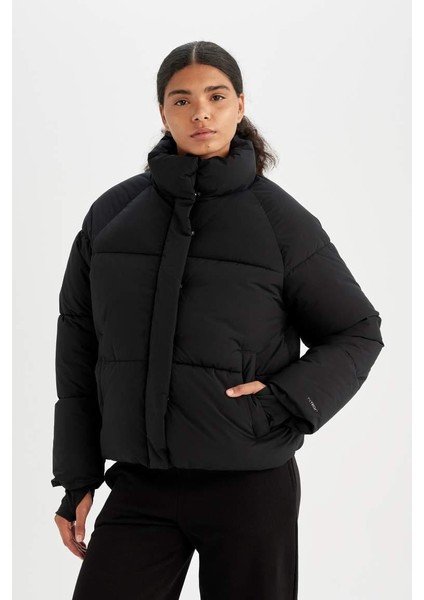 Defactofit Şişme Mont Su Itici Dik Yaka Fermuarlı Çıtçıtlı Cepli Puffer Black
