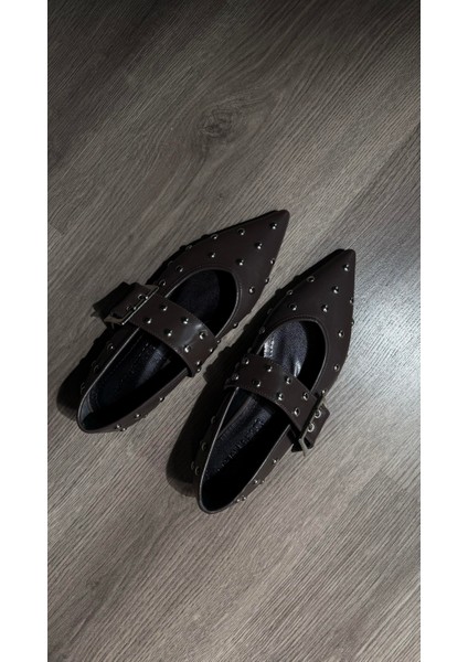 Merci Acıkahve Rengi Zımbalı Babet Ayakkabı