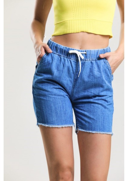 2080 Kadın Püsküllü Paça Jeans Denim Kot Şort