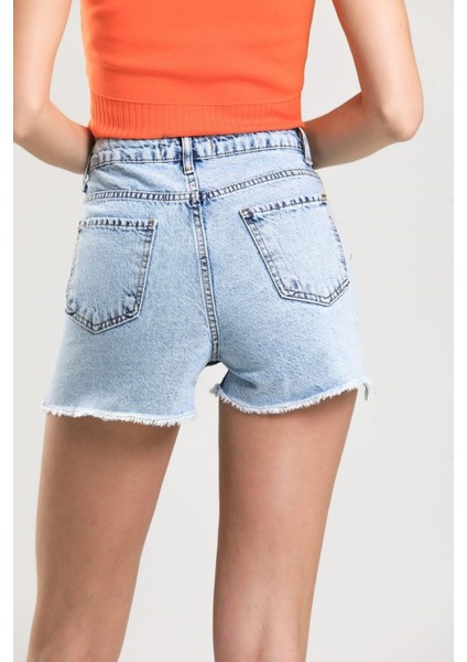 2050 Kadın Püsküllü Paça Jeans Denim Kot Şort