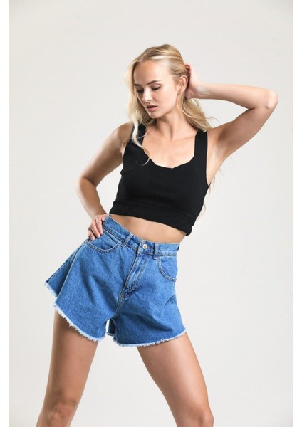 2076 Kadın Püsküllü Paça Jeans Denim Kot Şort