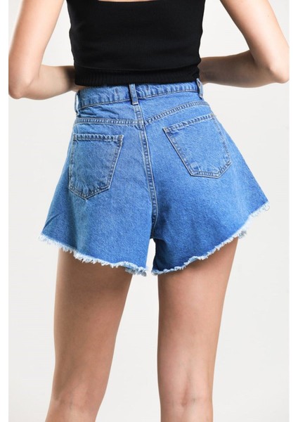 2076 Kadın Püsküllü Paça Jeans Denim Kot Şort