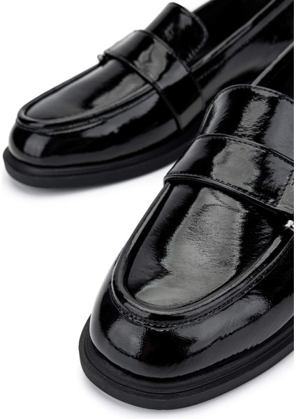 Kadın Deri Siyah Rugan Loafer Ayakkabı 1061 2244 Bn Ayk SK24-25 Sıyah Rgn fırsatları