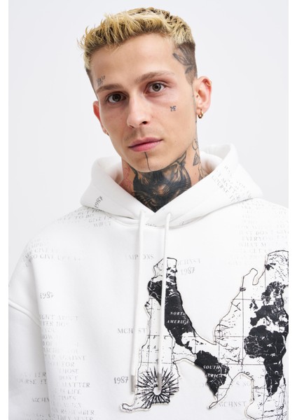 Erkek Map Printed And Applique Ekru Hoodie