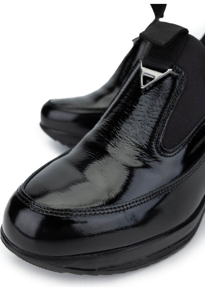 Kadın Deri Siyah Rugan Casual Ayakkabı 322 2111522 Bn Ayk SK24-25 Sıyah Rgn modelleri