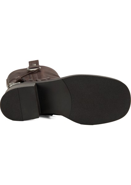 Kadın Deri Kovboy Çizme Metal Aksesuar Detaylı 5 cm Topuk indirimleri