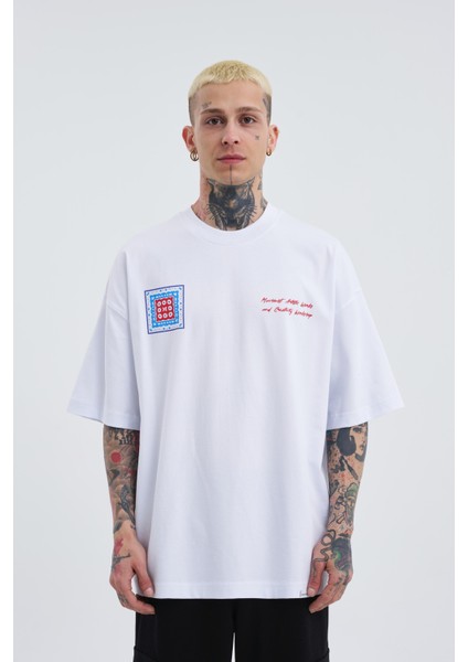 Erkek Ethnic Baskılı Oversize Beyaz Tişört