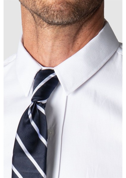Modern Slim Fit Uzun Kollu Armürlü Erkek Beyaz Gömlek