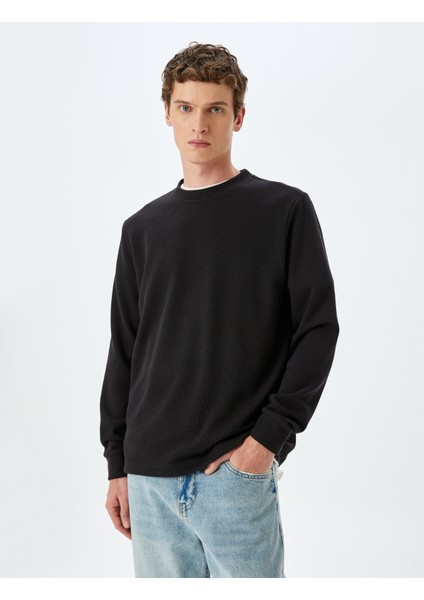 Pamuk Karışımlı Dokulu Basic Bisiklet Yaka Sweatshirt