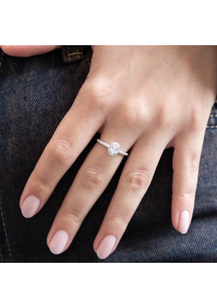0,49 Ct F-G / Vs-Sı Pırlanta Oval Yüzük