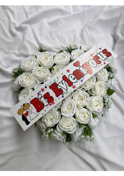 Yapay Çiçek Kalpli Gelin Araba Süsü Masa Çiçeği Dekor Çiçeği Araba Çiçeği Organizasyon Çiçeği fiyatları