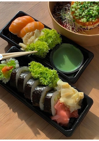 Sushi Kabı Platik Servis Seti Orta 9 x 21 cm