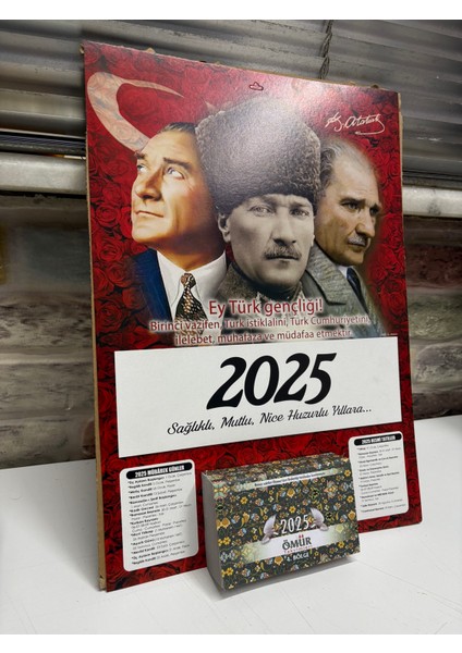 Ömür Takvim Atatürk Imzalı 4.bölge 2025 Kartonlu Yapraklı Duvar Takvimi