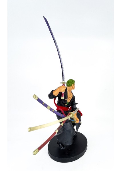 One Piece Roronoa Zoro Kılıçlı Anime Figür