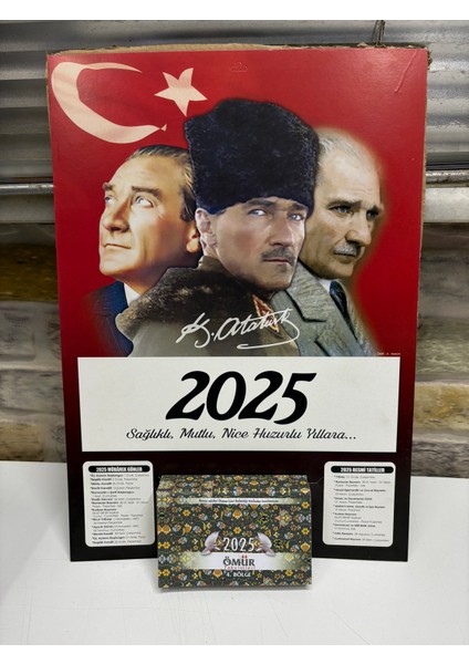 Ömür Takvim Atatürk Imzalı 4.bölge 2025 Kartonlu Yapraklı Duvar Takvimi