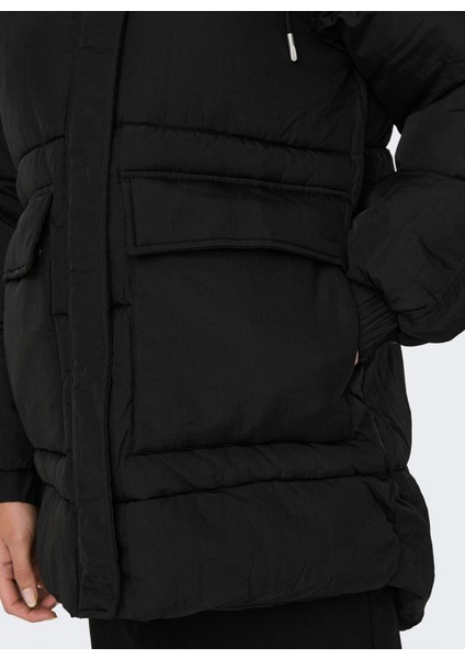 Siyah Kadın Kaban Onlfıe Oversızed Puffer Coat Otw