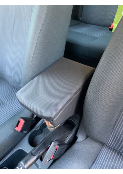 Ford Fiesta Mk7 Konsola Geçmeli Kolçak (2009-2019) indirimleri