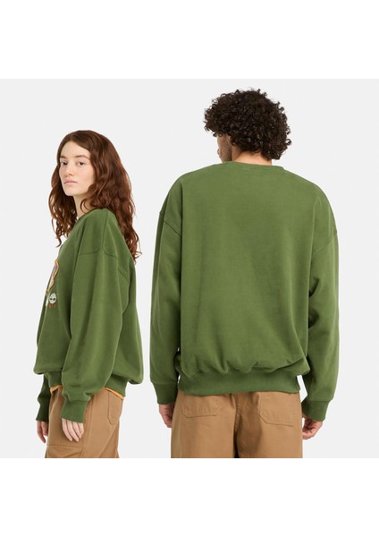 New Box Fit Badge Crew Neck.-