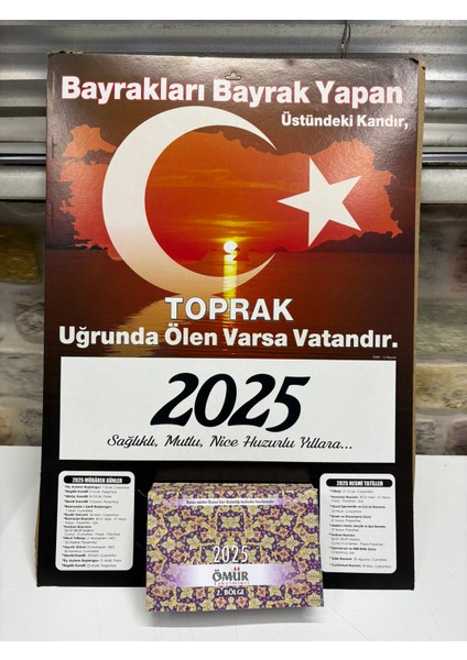 Ömür Takvim Türk Bayraklı 2.bölge 2025 Kartonlu Yapraklı Duvar Takvimi