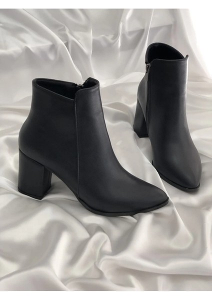 (Oc Shoes) Topuklu Fermuarlı Günlük Kadın Bot Siyah