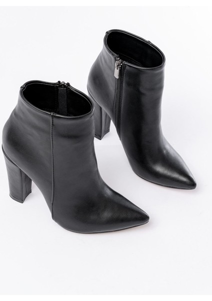 VRT-4801 Siyah Yüksek Kalın Topuklu Fermuarlı Kadın Bot modelleri