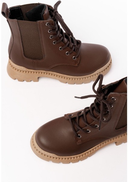 2051-298 Kahverengi Düz Topuklu Bağcıklı Lastikli Günlük Kadın Bot fırsatları