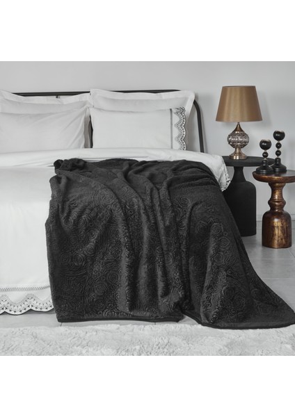 Orvel Çift Kişilik Nakışlı Nevresim Takımı Beyaz fırsatları