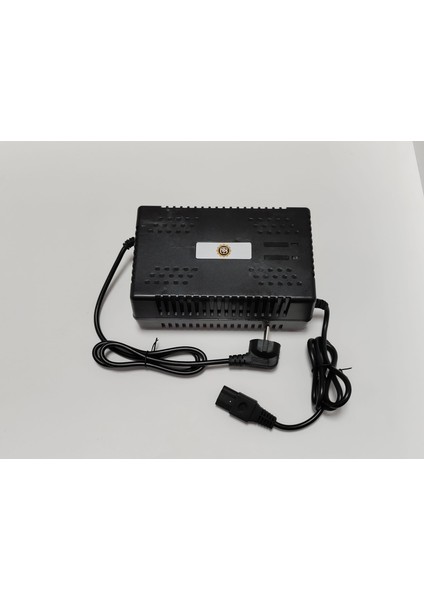 - E-Bıke Şarj Aleti - 60V / 80 Amper - Devre Kesicili - 3 Tekerlekli 5 Akülü Için-