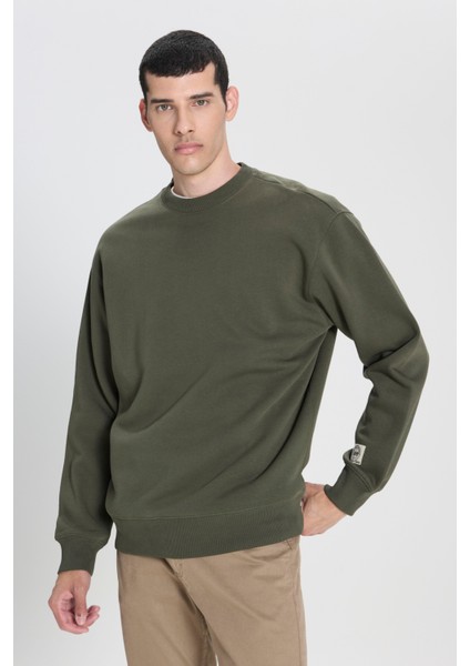 Loose Fit Rahat Kesim Bisiklet Yaka Zeytin Yeşili Sweatshirt fiyatları