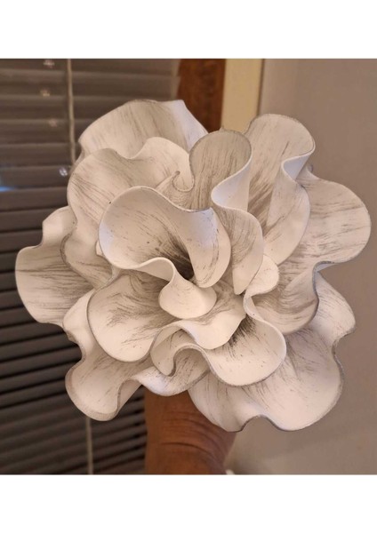 Beyaz Gümüş Detaylı Lateks Çiçek, 31-45 cm, Tek Dal, Zarif Dekoratif Bitki modelleri